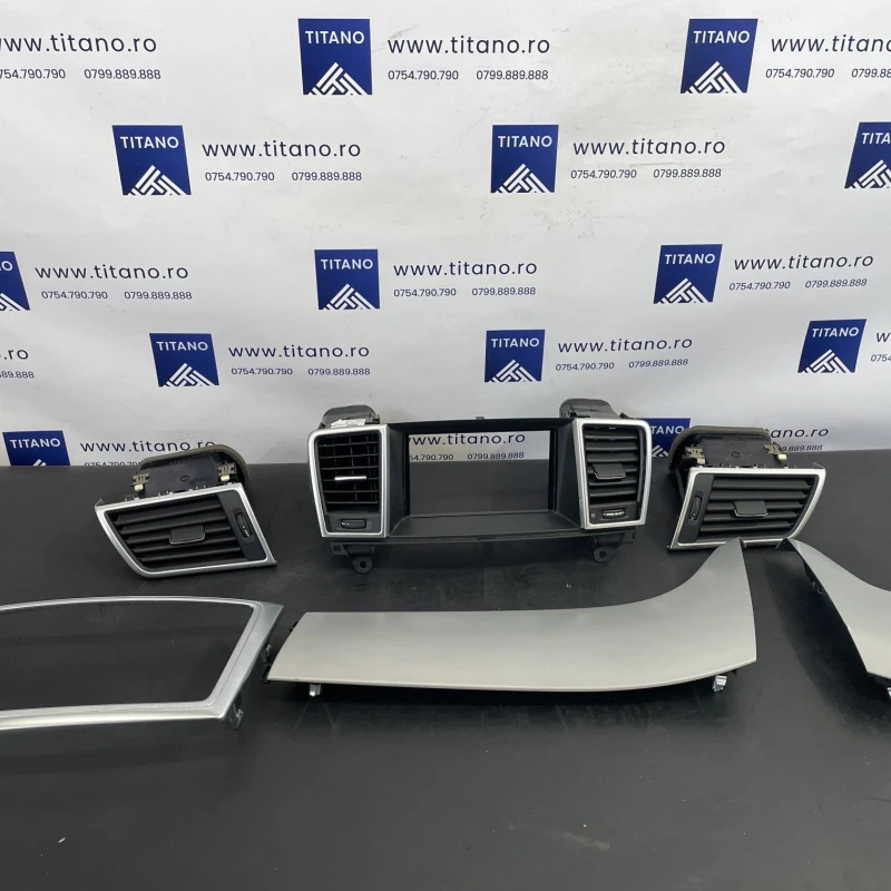 Set trim bord Mercedes-Benz 