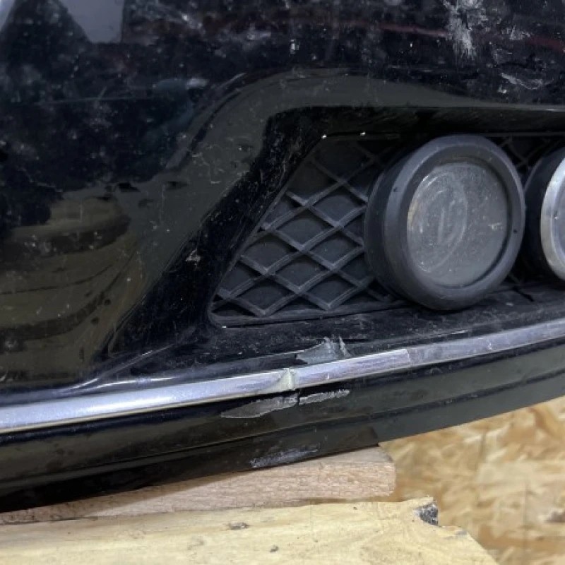 Bara fata / Mercedes-Benz E Class W212 2010 / Caroserie, oglinzi si faruri