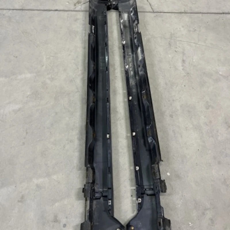 Prag ornament dreapta stanga / Volvo V70 V70 2010 / Caroserie, oglinzi si faruri