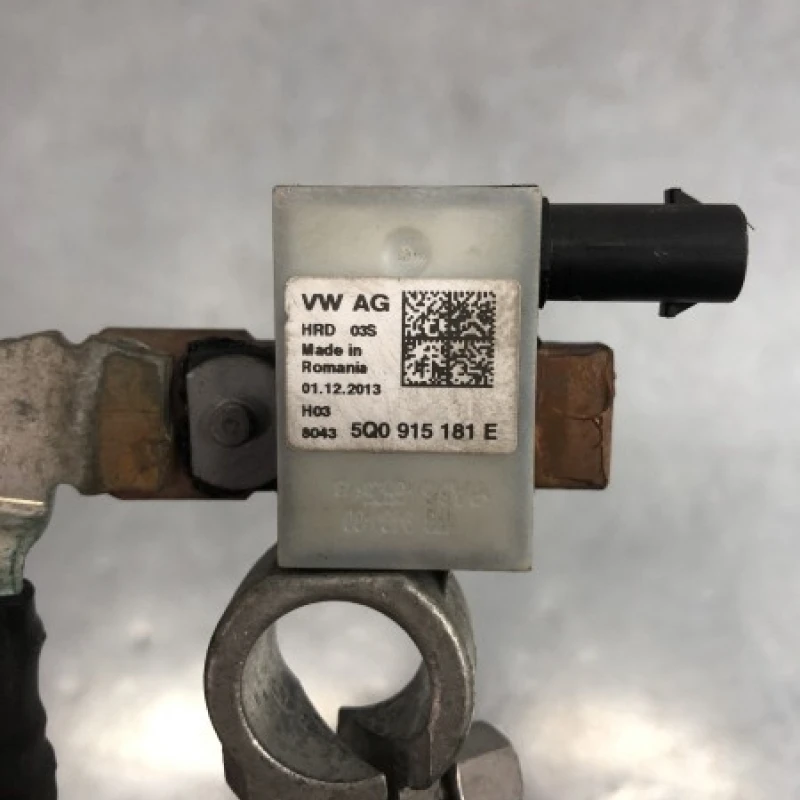 Borna minus cu capsa / Skoda Octavia 3 5E 2014 / Audio si electronice