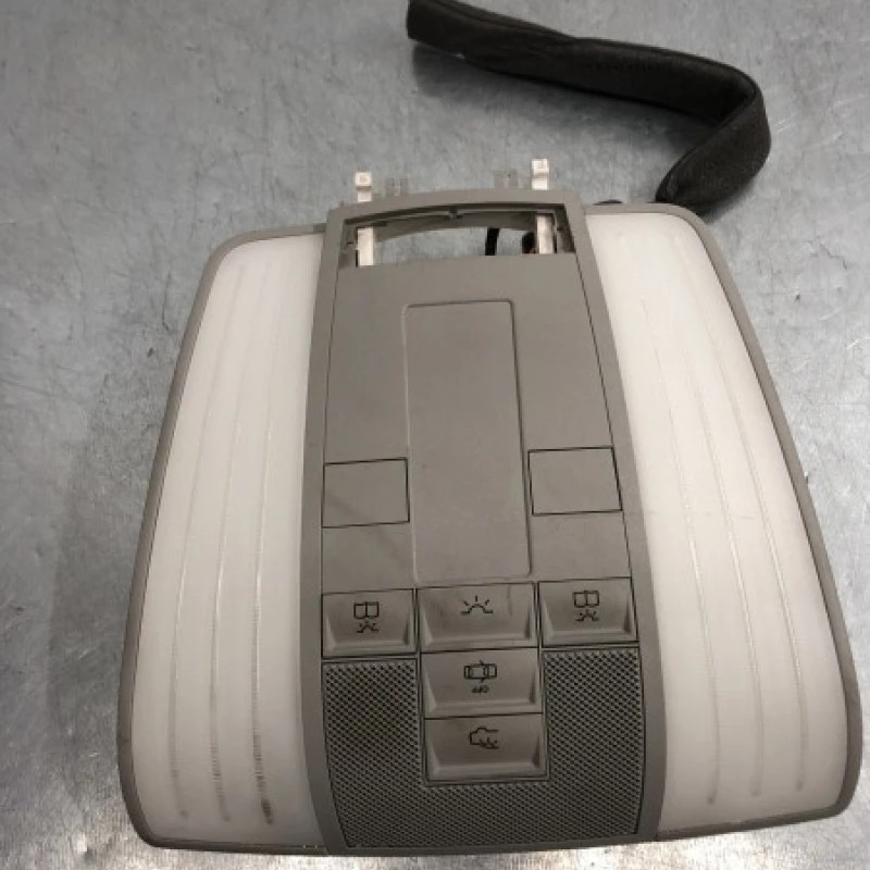 Lampa plafon / Mercedes-Benz E Class W212 2010 / Interior