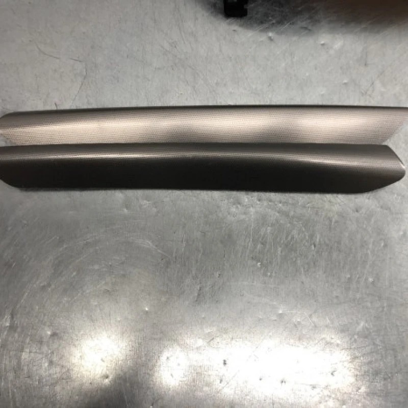 Trim bord / Mercedes-Benz E Class W212 2010 / Interior
