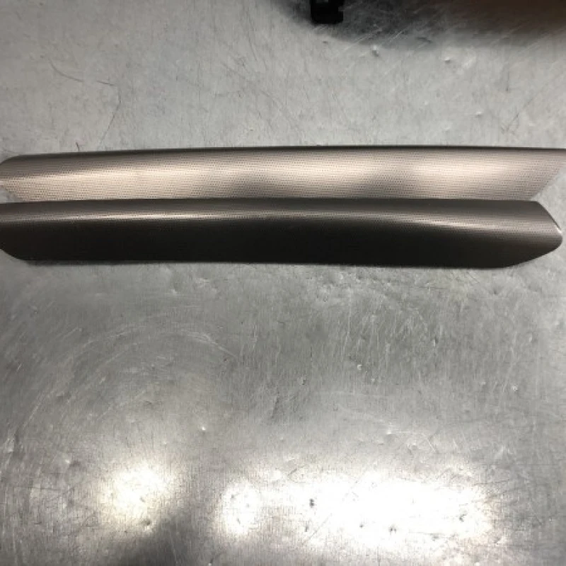Trim bord / Mercedes-Benz E Class W212 2010 / Interior