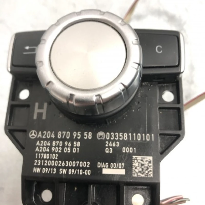 Joystick / Mercedes-Benz E Class W212 2010 / Interior