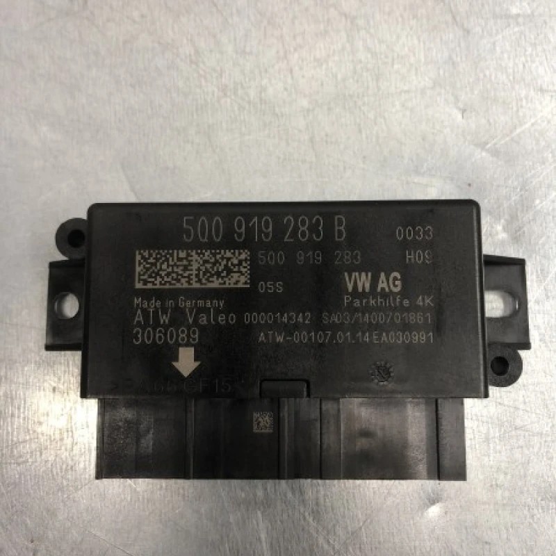 Modul calculator senzori parcare Skoda Octavia 3 5E 2014