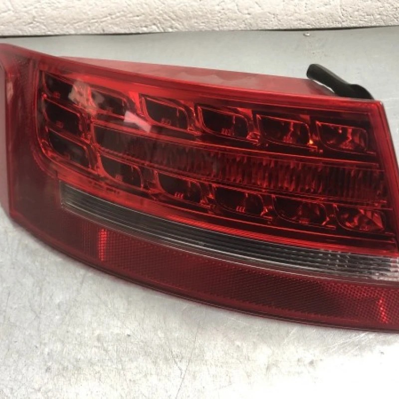 Stop stanga caroserie Audi A4 B8 facelift 2014