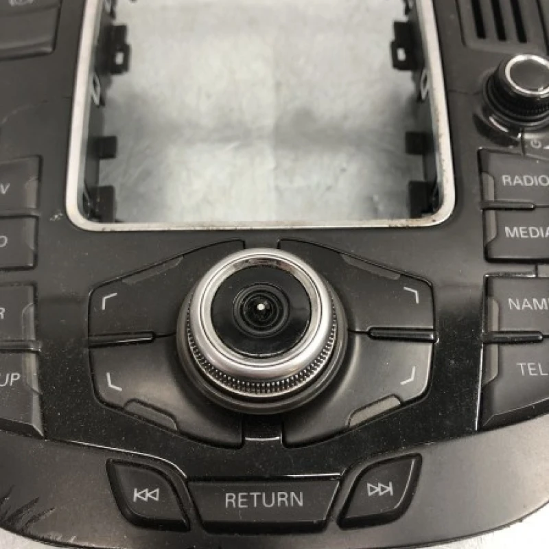 Consola centrala cu butoane si joystick / Audi A4 B8 facelift 2014 / Interior
