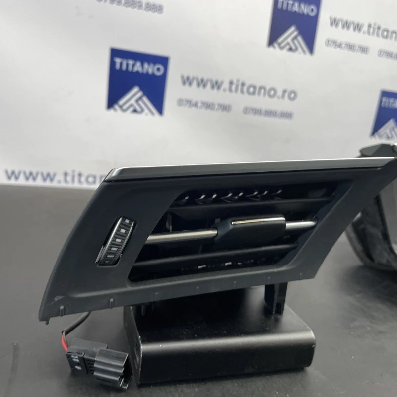 Grila aer bord / Audi A6 C8 2023 / Interior