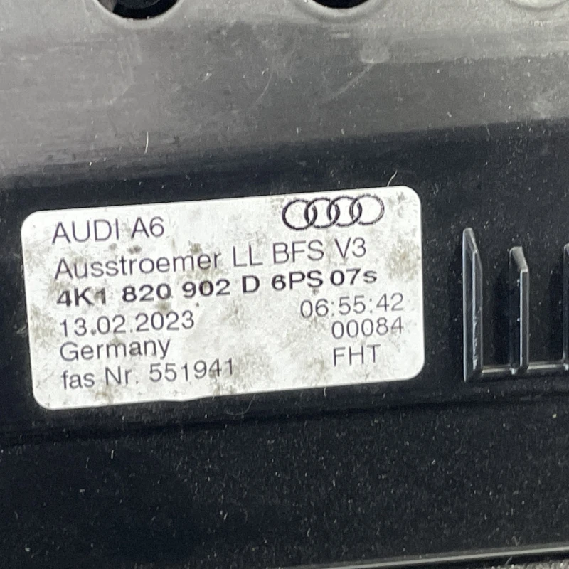Grila aer bord / Audi A6 C8 2023 / Interior