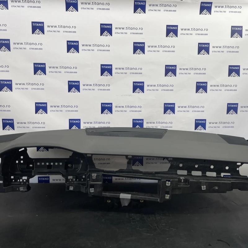 Plansa bord / Audi A6 C8 2023 / Interior