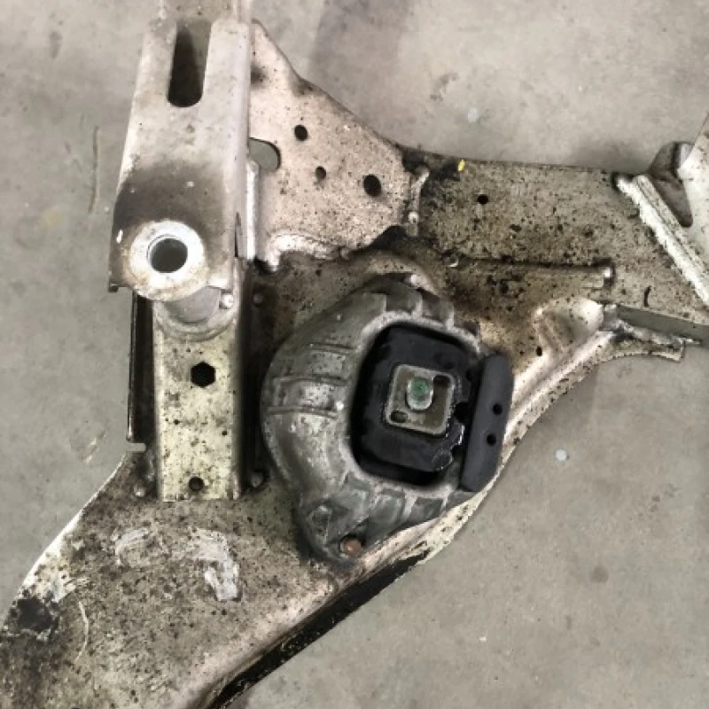Jug motor / BMW Seria 3 E91 LCI 2011 / Motor, racire si evacuare