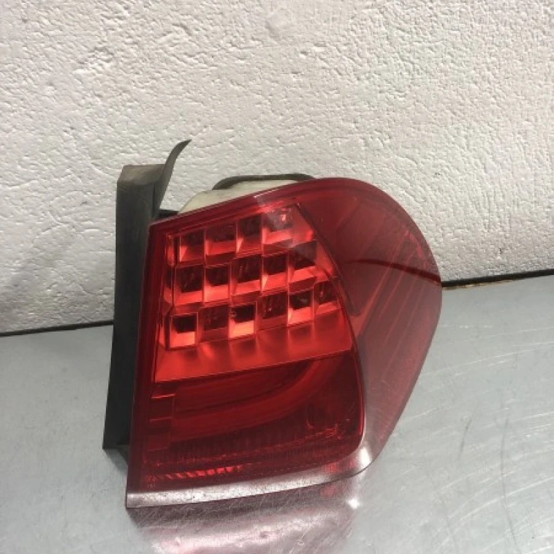 Stop dreapta caroserie BMW Seria 3 E91 LCI 2011