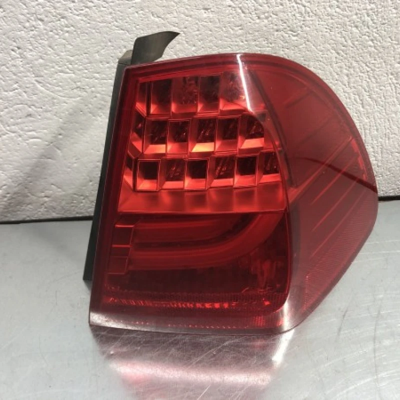 Stop dreapta caroserie / BMW Seria 3 E91 LCI 2011 / Caroserie, oglinzi si faruri