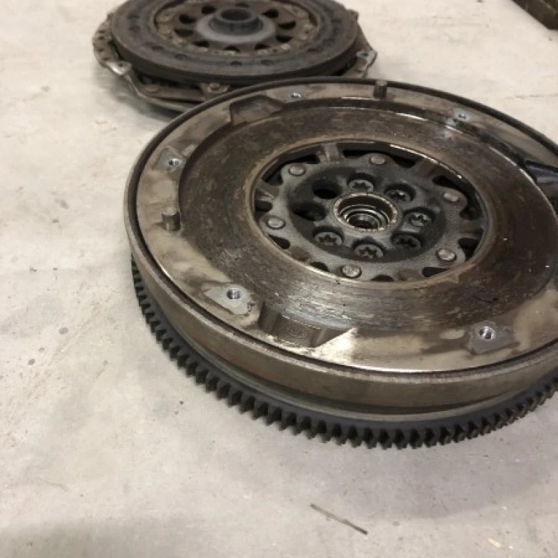 Kit ambreaj / BMW Seria 3 E91 LCI 2011 / Cutie viteze, ambreiaj, transmisie