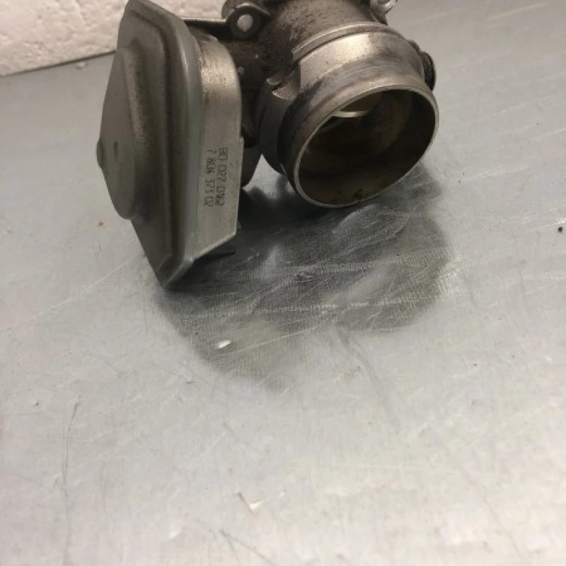 Clapeta de acceleratie BMW Seria 3 E91 LCI 2011