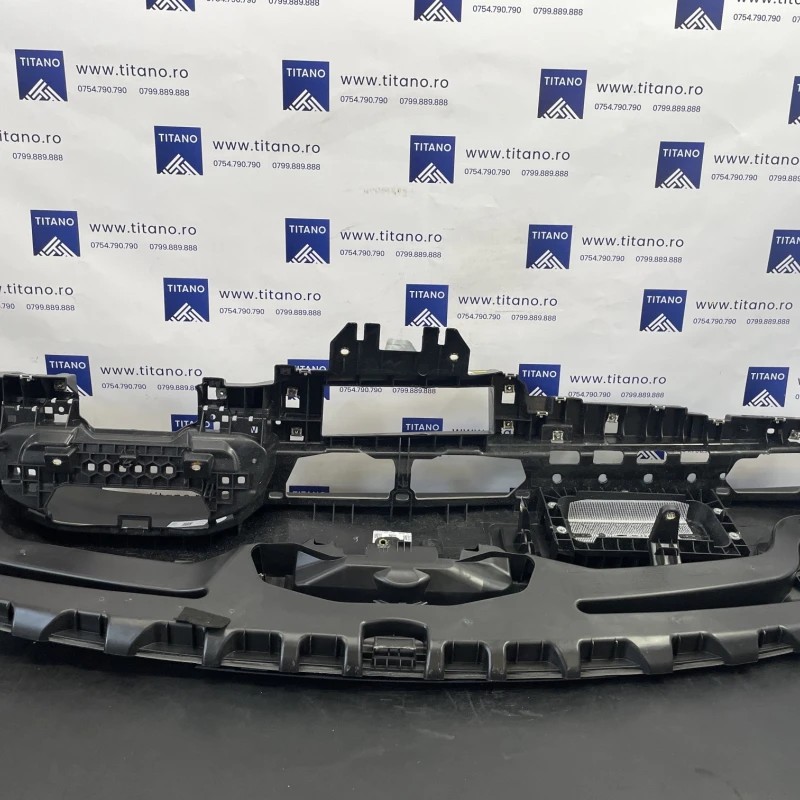 Plansa bord / Audi A6 C8 2023 / Interior
