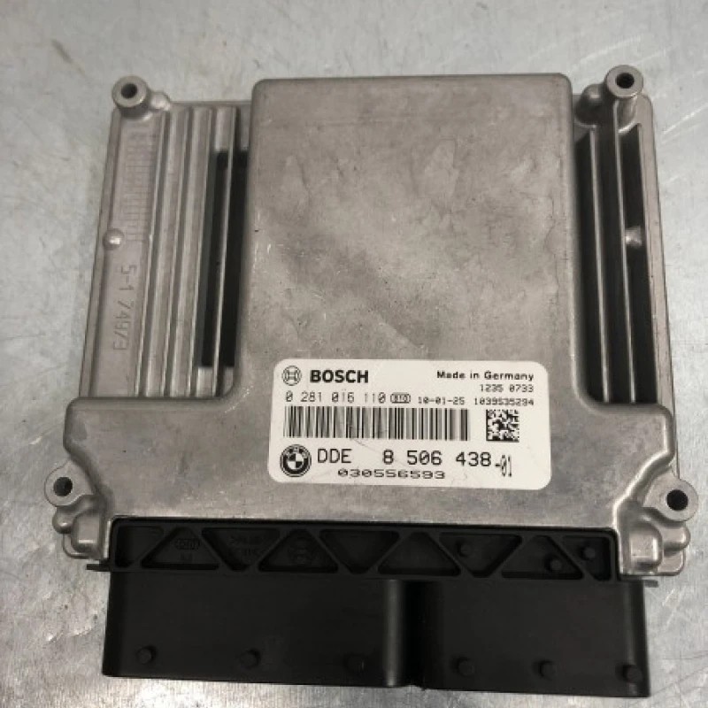 Calculator motor ecu / BMW Seria 3 E91 LCI 2011 / Audio si electronice