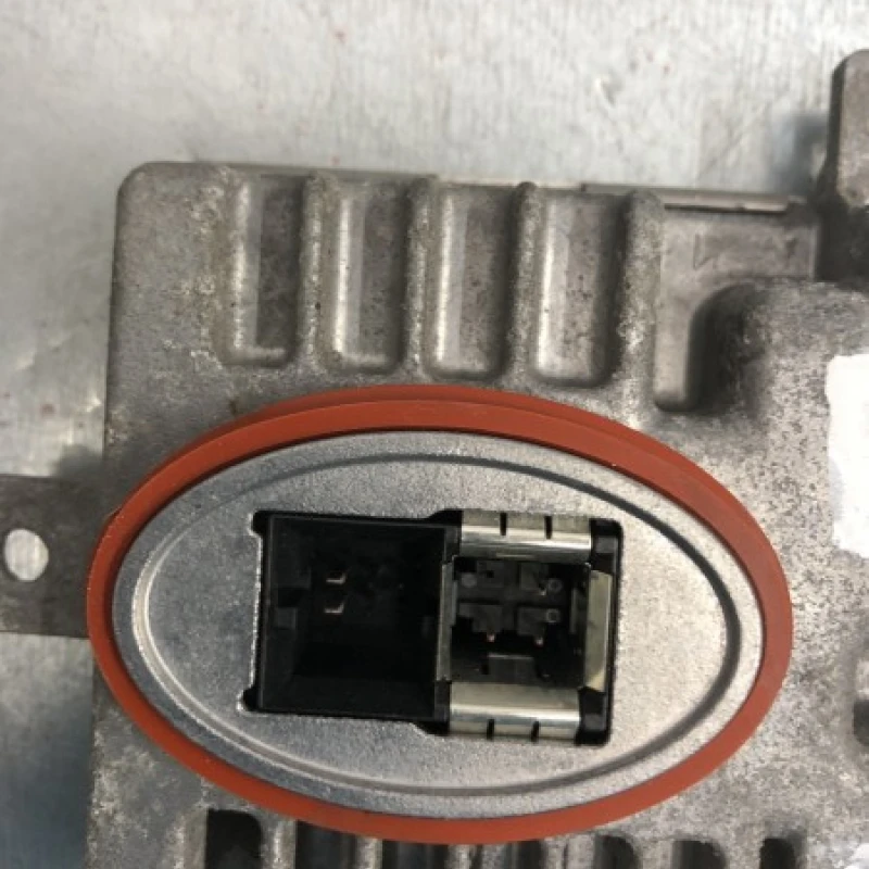 Balast droser xenon / BMW Seria 3 E91 LCI 2011 / Caroserie, oglinzi si faruri