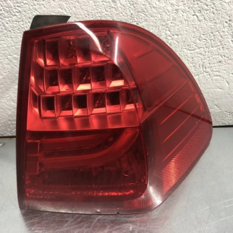 Stop dreapta caroserie / BMW Seria 3 E91 LCI 2011 / Caroserie, oglinzi si faruri