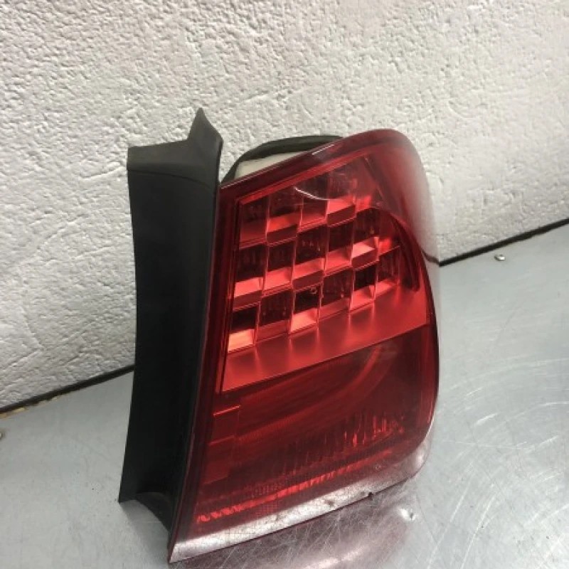 Stop dreapta caroserie / BMW Seria 3 E91 LCI 2011 / Caroserie, oglinzi si faruri