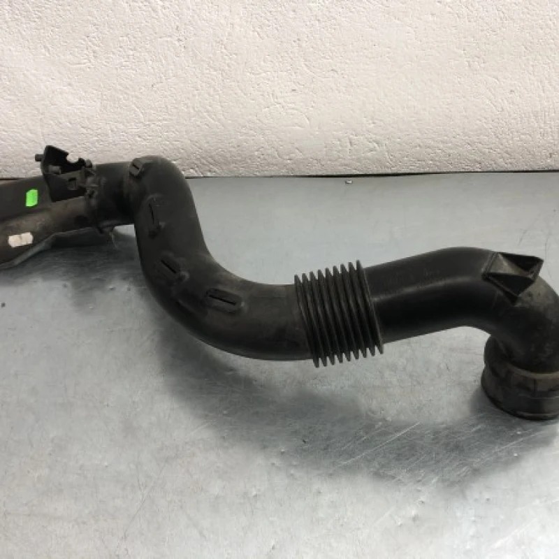Furtun admisie aer Dacia Sandero Sandero B90 2016