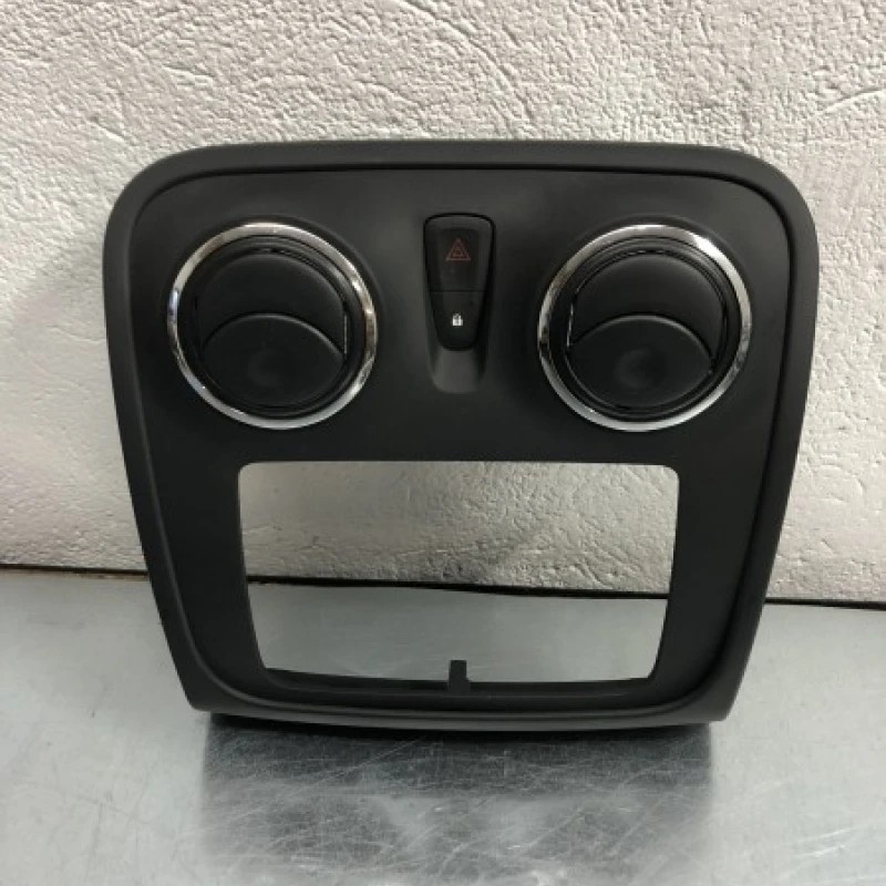 Ornament trim bord / Dacia Sandero Sandero B90 2016 / Interior