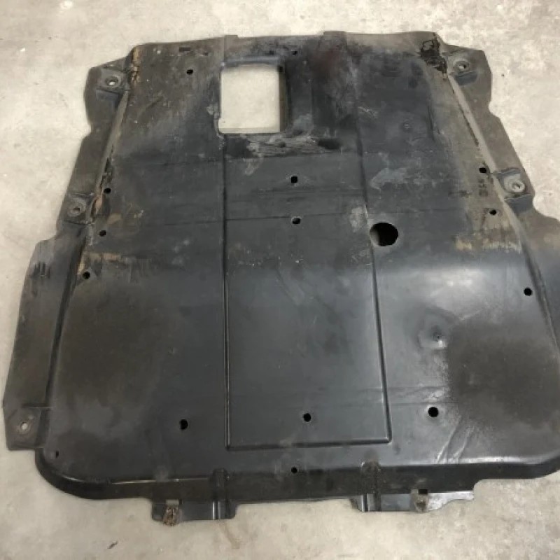 Scut motor / Dacia Sandero Sandero B90 2016 / Caroserie, oglinzi si faruri