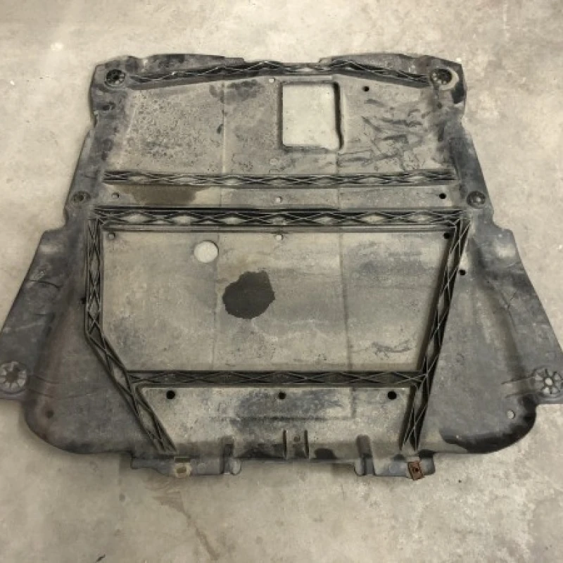 Scut motor / Dacia Sandero Sandero B90 2016 / Caroserie, oglinzi si faruri