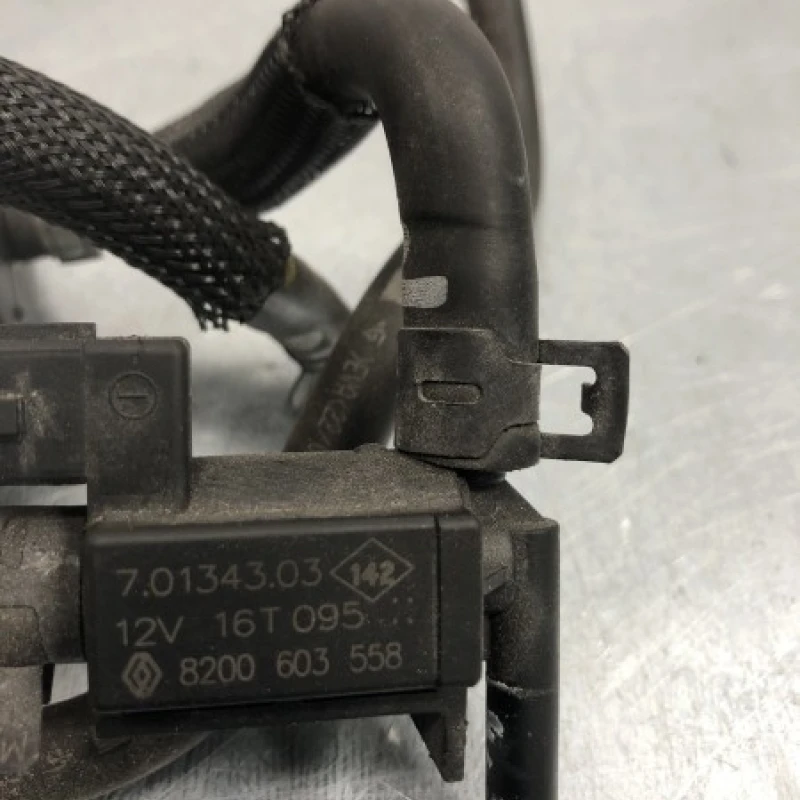 Senzor presiune / Dacia Sandero Sandero B90 2016 / Motor, racire si evacuare