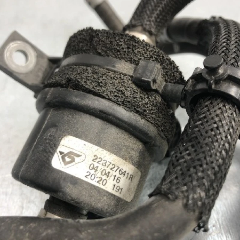Senzor presiune / Dacia Sandero Sandero B90 2016 / Motor, racire si evacuare