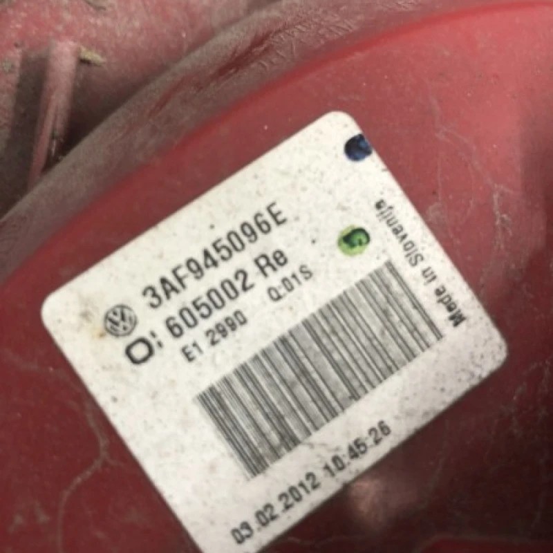 Stop dreapta caroserie / Volkswagen Passat B7 2012 / Caroserie, oglinzi si faruri
