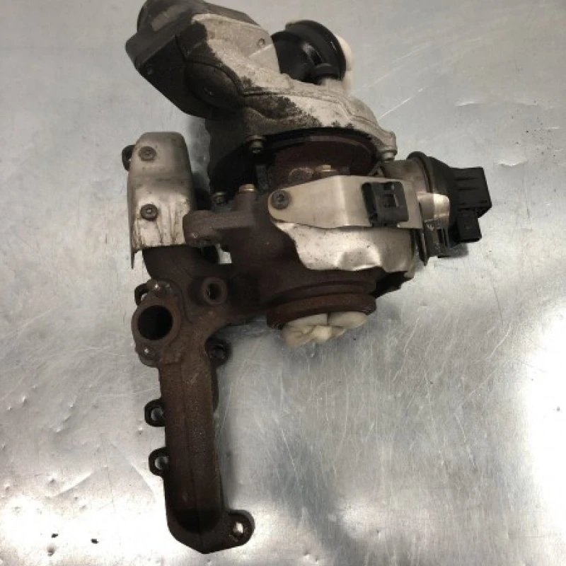 Turbosuflanta turbo turbina Volkswagen 