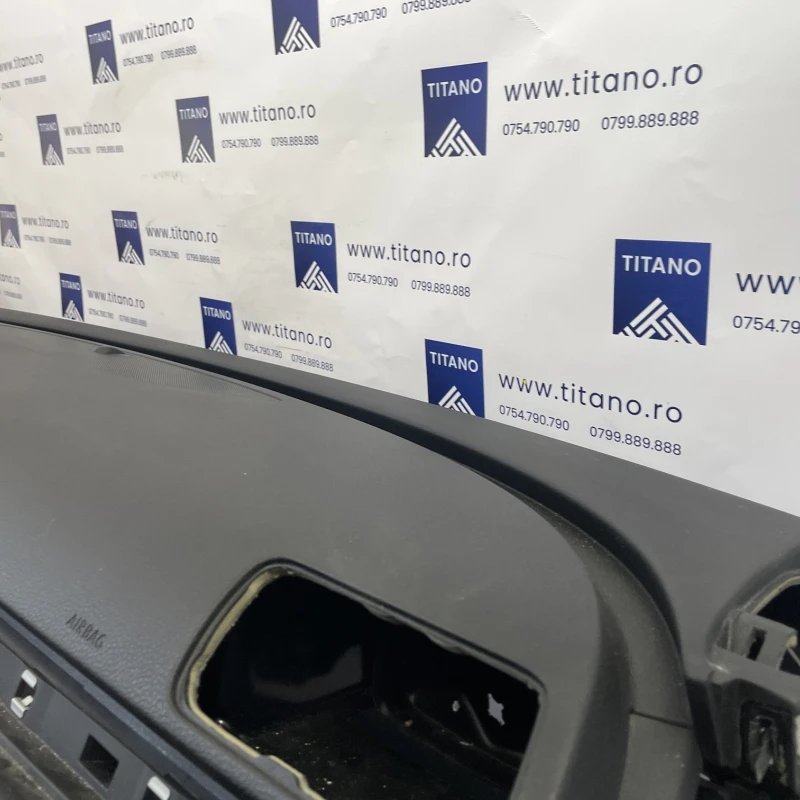 Plansa bord / Volkswagen Passat B7 2013 / Interior