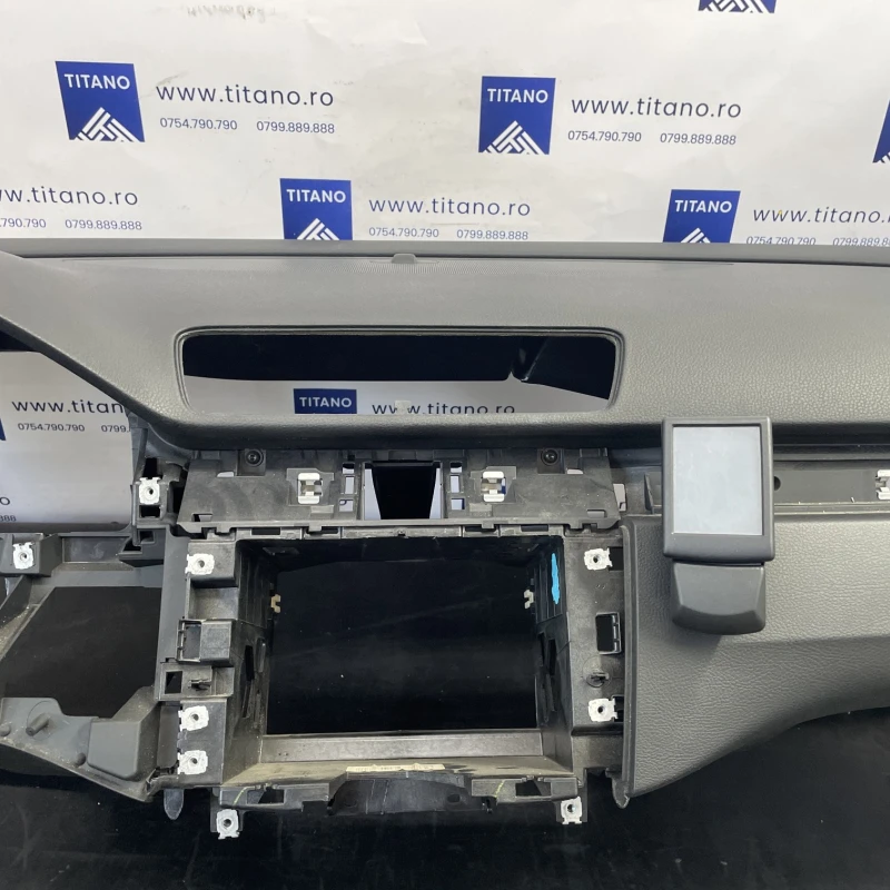 Plansa bord / Volkswagen Passat B7 2013 / Interior