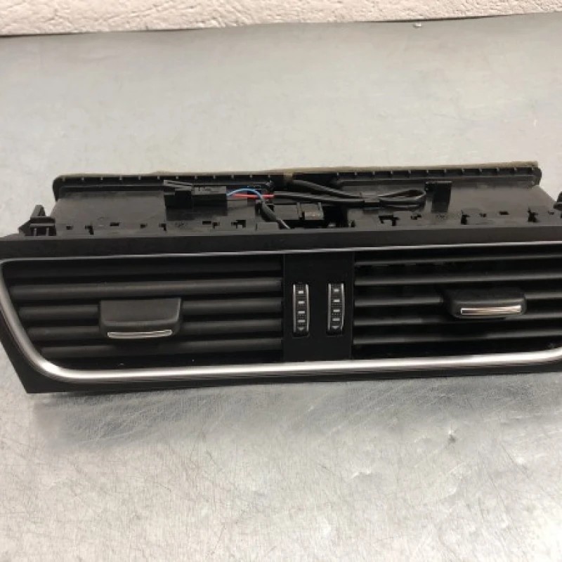 Grila aer bord Audi A4 B8 facelift 2014