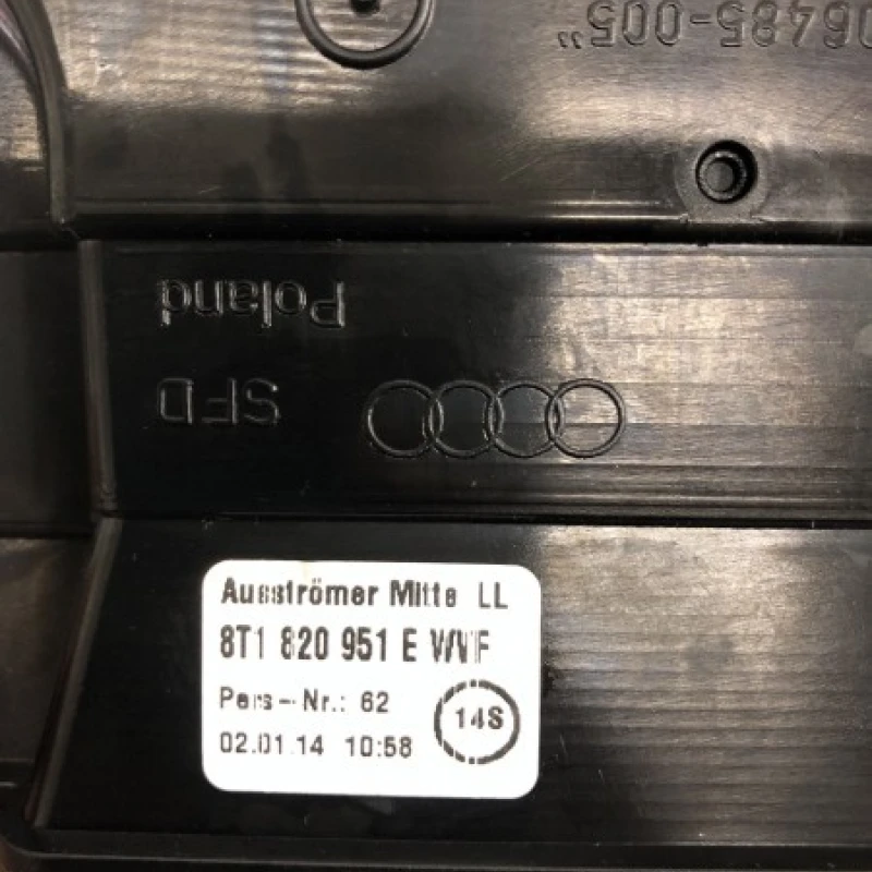 Grila aer bord / Audi A4 B8 facelift 2014 / Interior