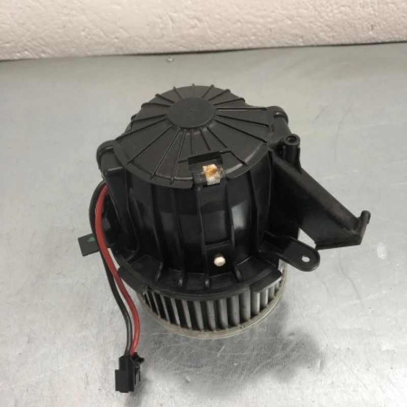 Ventilator aeroterma bord / Audi A4 B8 facelift 2014 / Climatizare