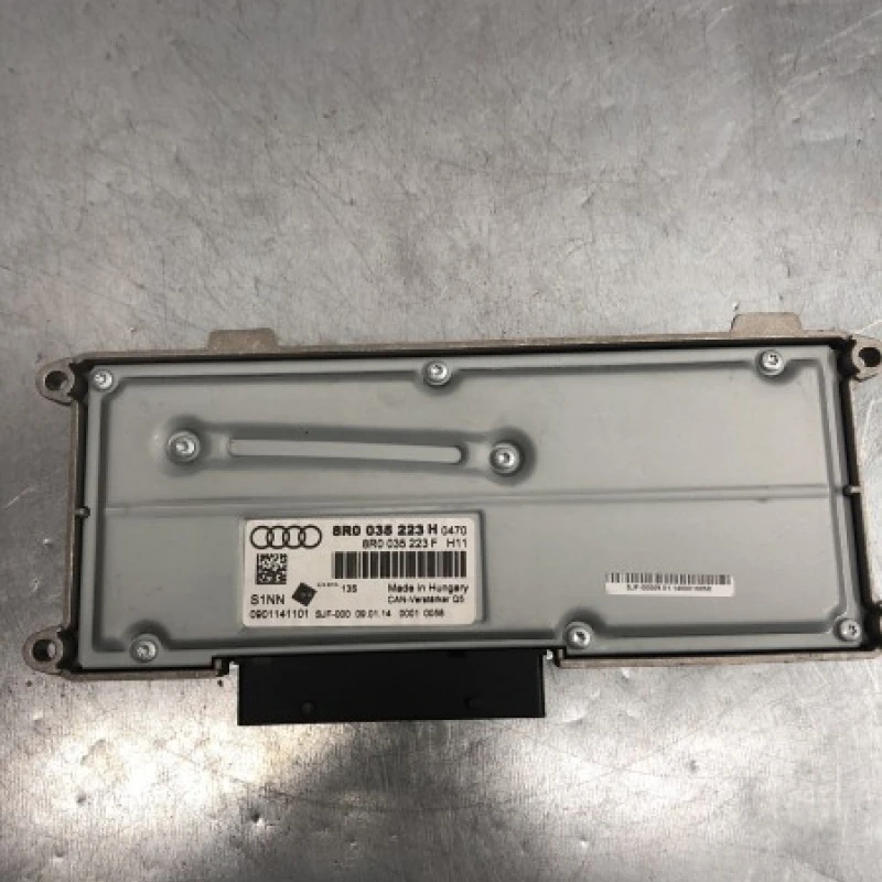 Amplificator audio / Audi A4 B8 facelift 2014 / Audio si electronice