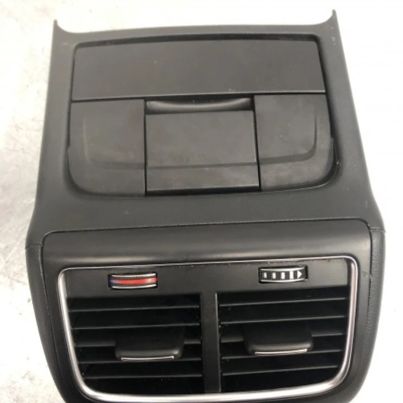Grila ventilatie aer spate Audi A4 B8 facelift 2014