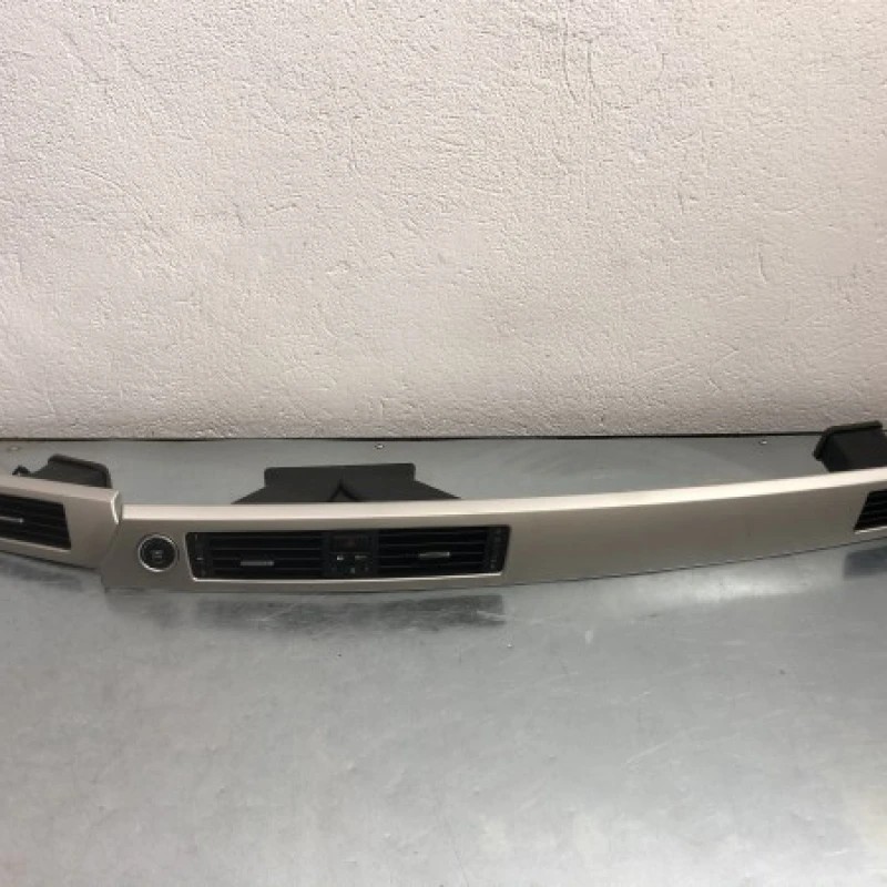 Grila aer bord / BMW Seria 3 E91 LCI 2012 / Interior