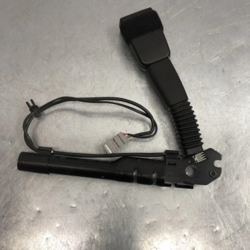 Pretensioner / BMW Seria 3 E91 LCI 2012 / Interior