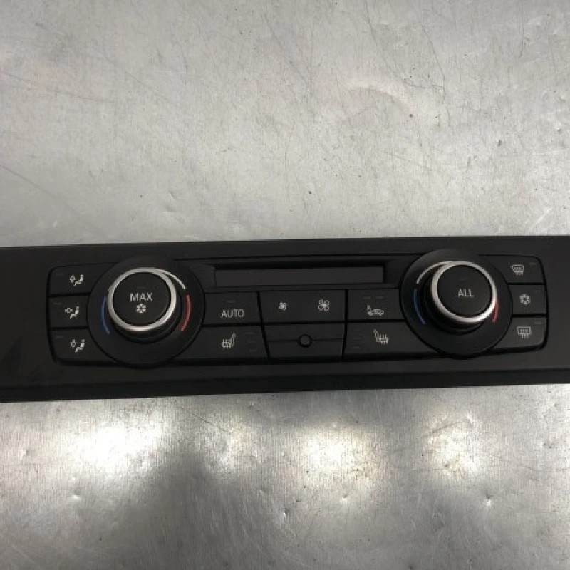 Panou climatronic BMW Seria 3 E91 LCI 2012