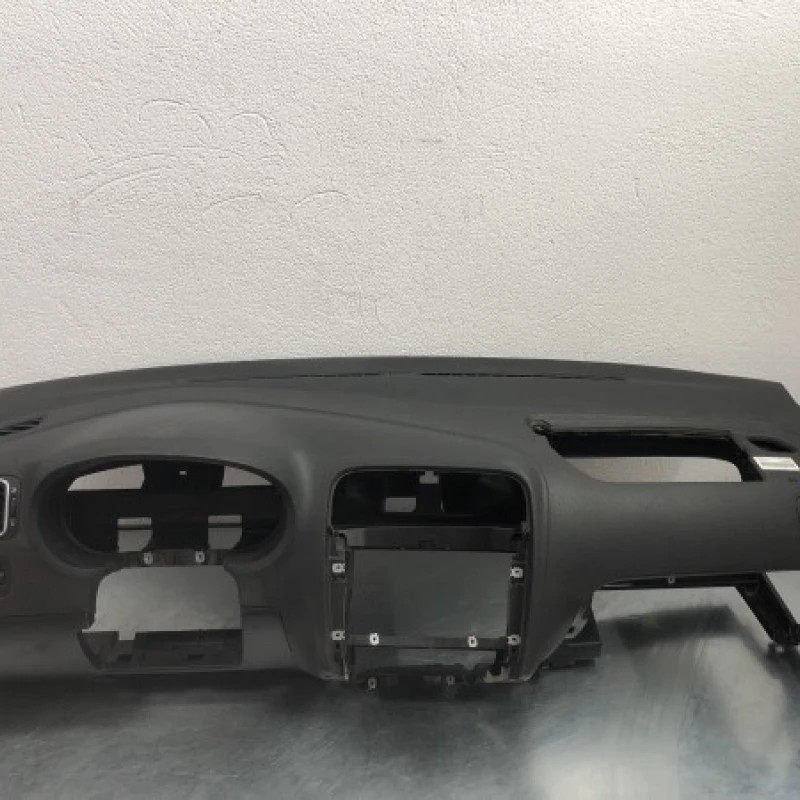 Plansa bord / Volkswagen Polo 6R 2010 / Interior