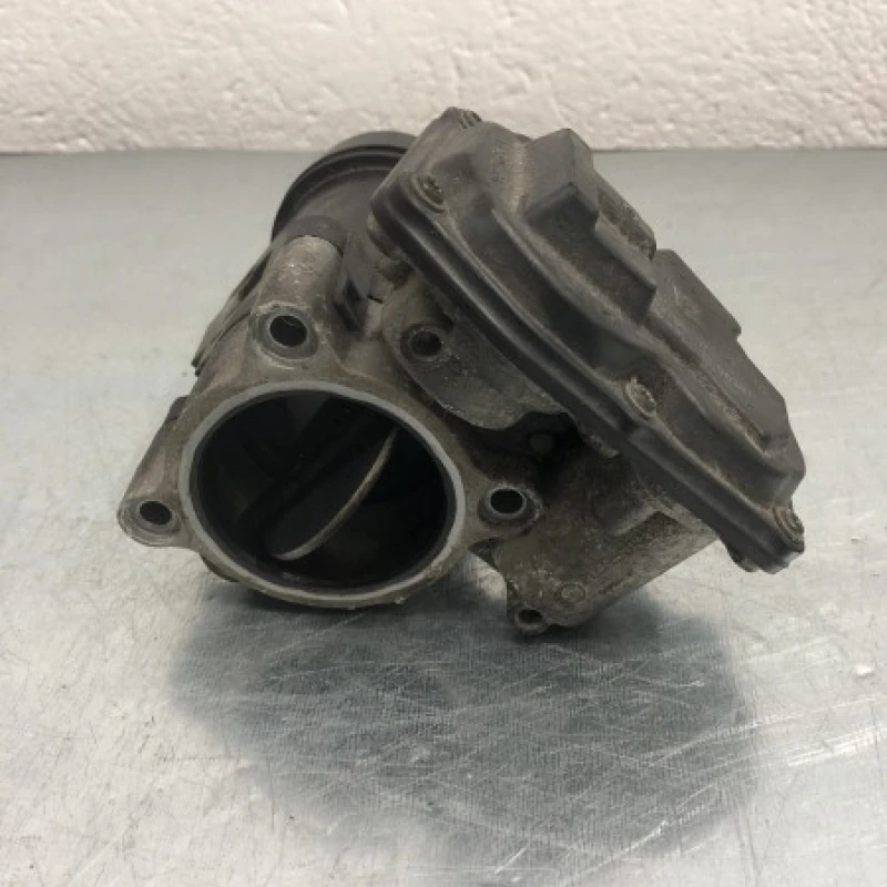 Clapeta de acceleratie / BMW Seria 5 F11 2011 / Motor, racire si evacuare