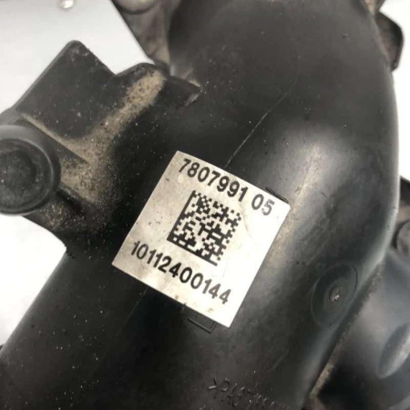 Galerie de admisie / BMW Seria 5 F11 2011 / Motor, racire si evacuare