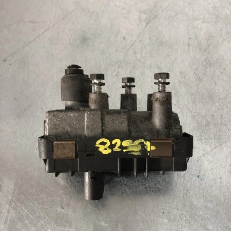 Actuator turbo BMW Seria 5 F11 2010