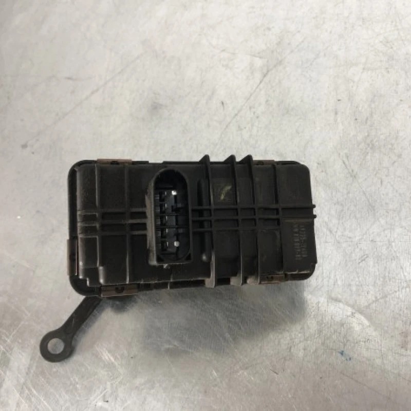 Actuator turbo / BMW Seria 5 F11 2010 / Motor, racire si evacuare