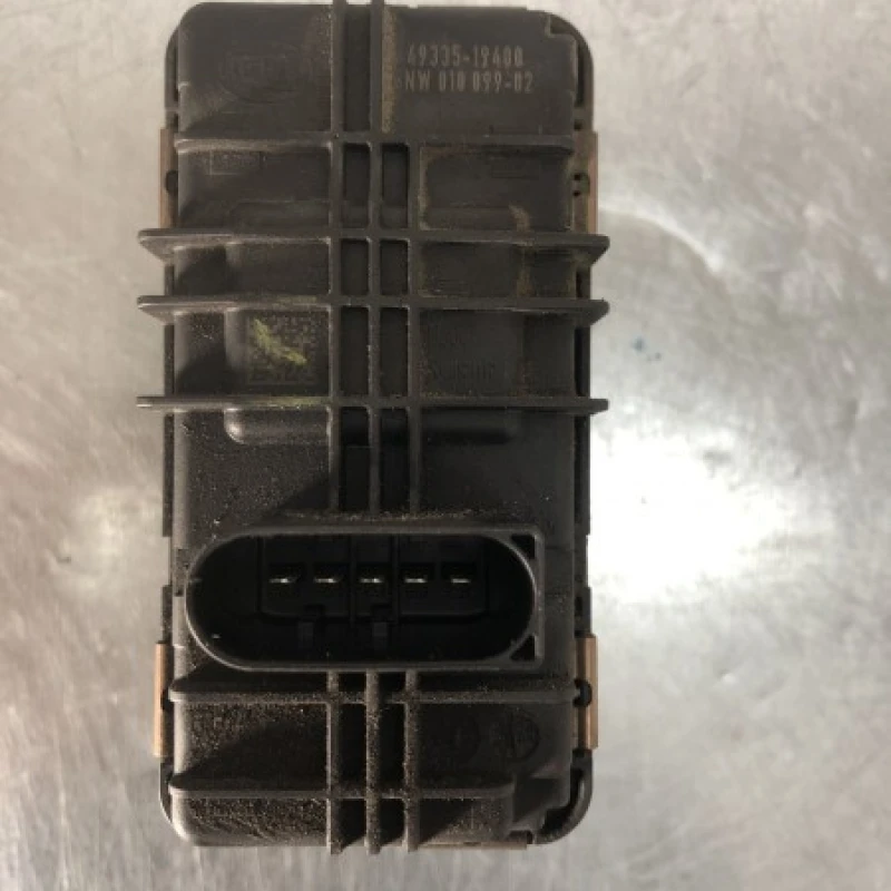 Actuator turbo / BMW Seria 5 F11 2011 / Motor, racire si evacuare