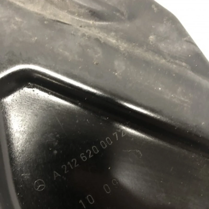 Suport radiatoare / Mercedes-Benz E Class W212 2010 / Caroserie, oglinzi si faruri