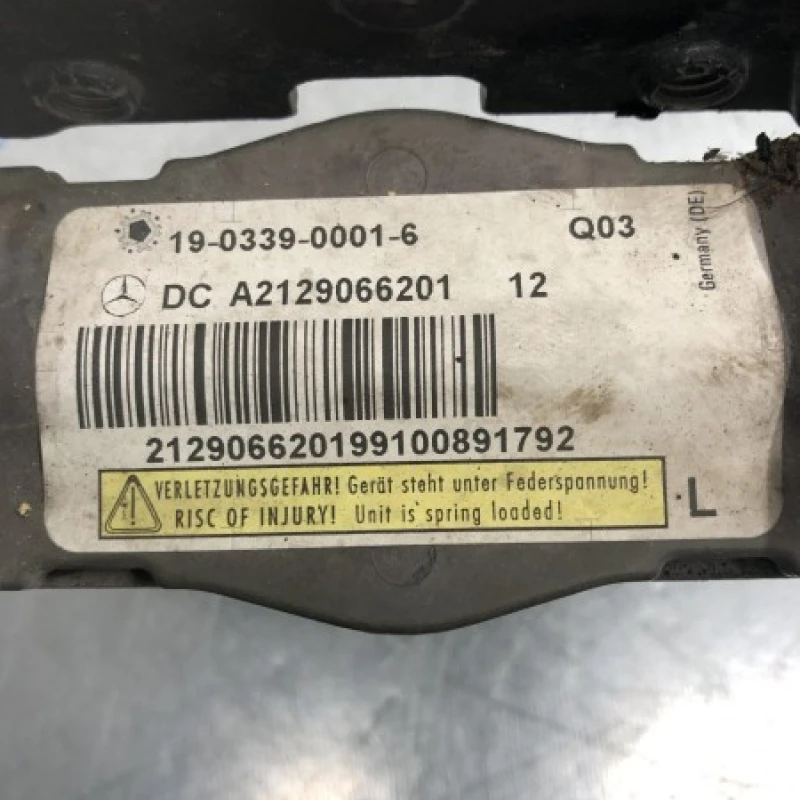 Balamale capota / Mercedes-Benz E Class W212 2010 / Caroserie, oglinzi si faruri